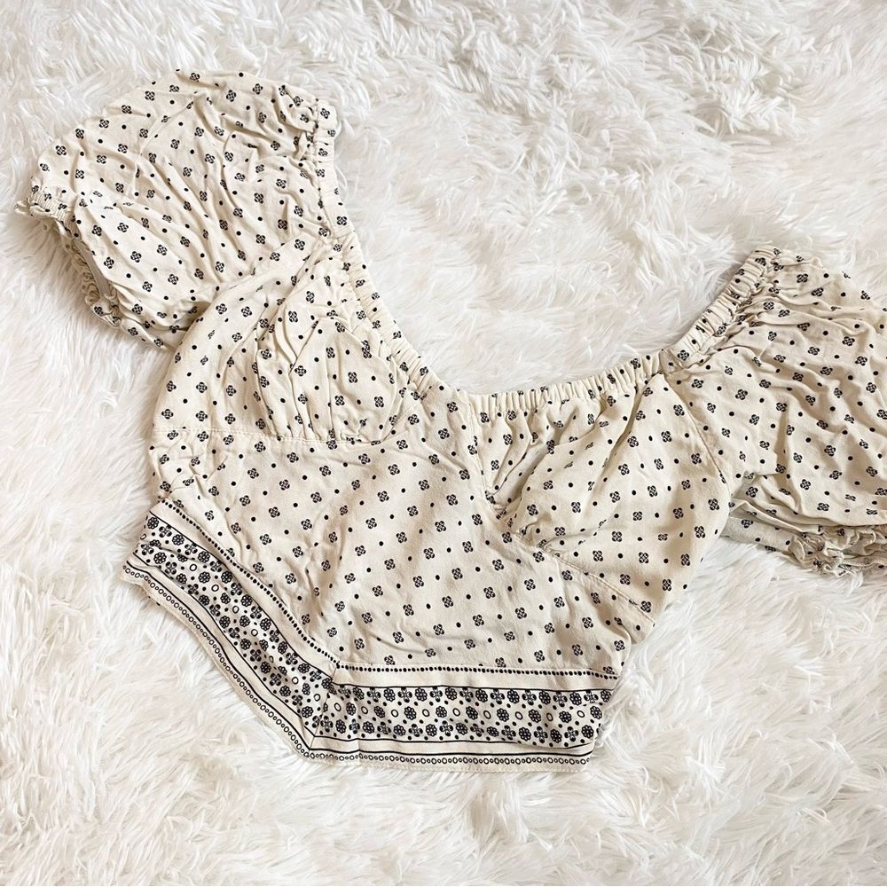 Japna Cream and Black Patterned Crop Top